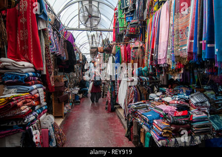 Le marché aux puces dans les ruelles de Jaffa, Tel Aviv, Israël Banque D'Images