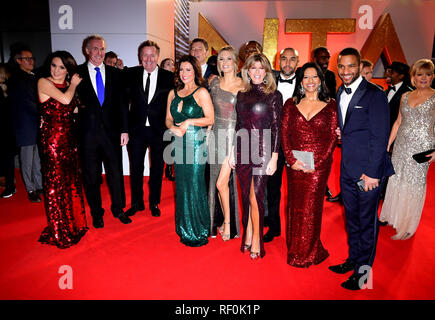 (De gauche à droite) Laura Tobin, Dr Hilary Jones, Piers Morgan, Susanna Reid, Charlotte Hawkins, Kate Garraway, Alex Beresford et Ranvir Singh assistant à la National Television Awards 2019 qui a eu lieu à l'O2 Arena, Londres. ASSOCIATION DE PRESSE PHOTO. Photo date : mardi 22 janvier, 2019. Voir PA story SHOWBIZ NTAs. Crédit photo doit se lire : Ian West/PA Wire Banque D'Images