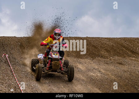 Rider sur quad motocross à Deutsche Meisterschaft au circuit de motocross suis Österreicher Banque D'Images