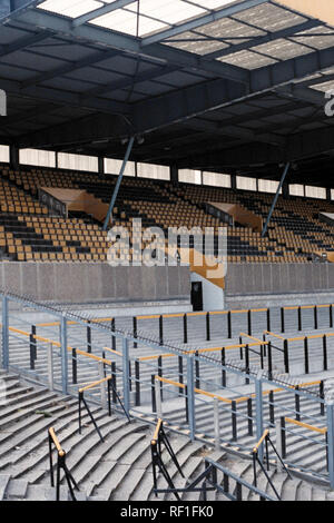 Vue générale du terrain de football de Hull City FC, Boothferry Park, Hull, East Riding of Yorkshire, photographié le 16 juillet 1991 Banque D'Images