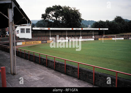 Vue générale du terrain de football de Dumbarton FC, Boghead Park, Dumbarton, en Écosse, en photo le 11 août 1998 Banque D'Images