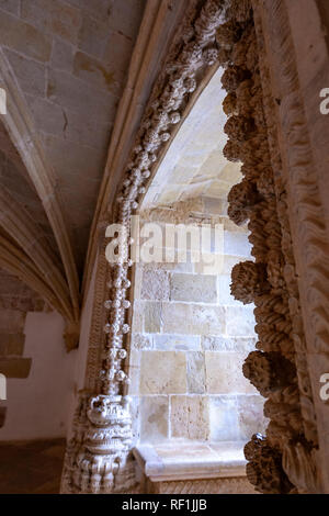 Prix que l'habitude d'être la sacristie de l'église. Sa fenêtre est le célèbre Chapter House Fenêtre dans Couvent du Christ, Tomar, Portugal Banque D'Images