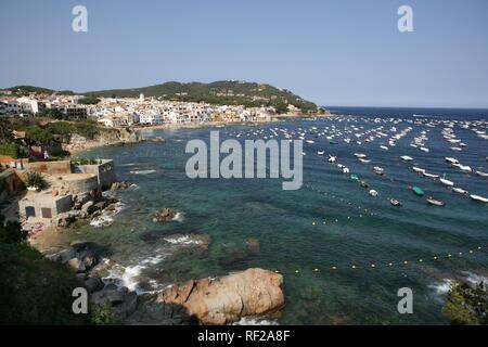 Calella de Palafrugell, ville côtière sur la Costa Blanca, Catalogne, Espagne Banque D'Images