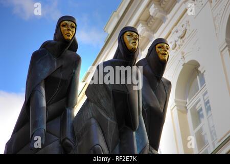 Sculpture, la "Fête des 3 Muses" au Théâtre national d'art dramatique à l'avenue Gedimino, Vilnius, capitale de la Lituanie Banque D'Images