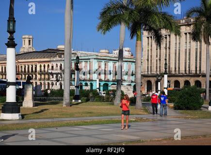 Parque Central, Paseo de Marti Boulevard, El Capitolio square, La Havane, Cuba, Caraïbes Banque D'Images