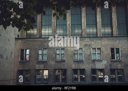 Berlin, Allemagne, 12 Novembre 2018 : détails architecturaux de l'aéroport historique de Tempelhof à Berlin, Allemagne. Banque D'Images