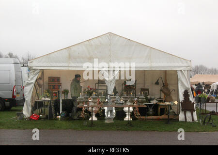 Ardingly salon des antiquaires, West Sussex, England, UK Banque D'Images