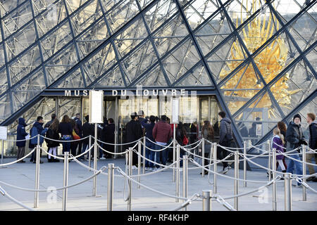 Le Louvre muséum - Paris - France Banque D'Images