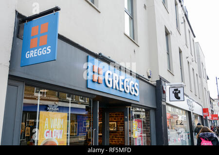 Greggs boulangerie et magasin en face de Richmond, Surrey, Grand Londres, Angleterre, Royaume-Uni Banque D'Images