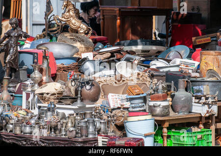 Le marché aux puces dans les ruelles de Jaffa, Tel Aviv, Israël Banque D'Images