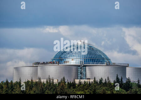 Musée Perlan (La Perle) Reykjavik, Islande. Perlan expose la nature islandaise dans moyens high-tech. Banque D'Images