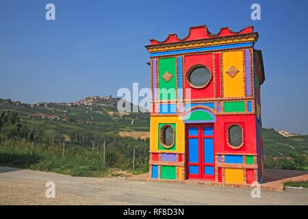 Cappella della S.S. Madonna delle Grazie, Cappella delle Langhe, Brunata, Piedmont, Italy, Europe Banque D'Images