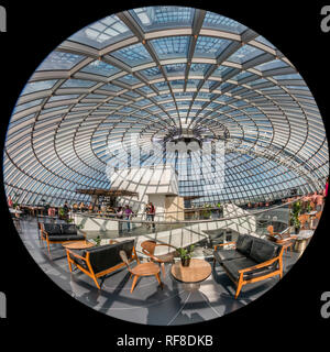 360 degrés - Café à la Musée Perlan (La Perle) Reykjavik, Islande. Banque D'Images