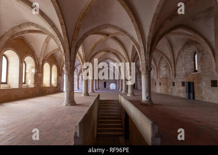 Monastère d'Alcobaça salle gothique, dortoir, Alcobaça, Portugal Banque D'Images