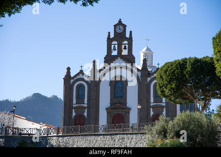 L'église de Santa Lucia qui, bien qu'il construit aussi récemment qu'en 1898, est construit sur le site d'une ancienne chapelle du xviie siècle. Banque D'Images