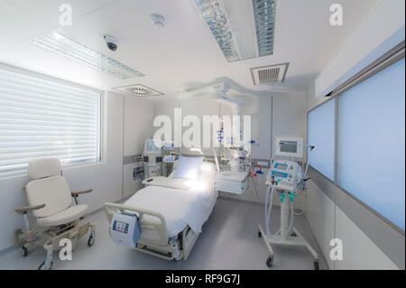 Hôpital privé "Clinique Saint Exupery de Toulouse", clinique spécialisée dans le traitement des maladies du rein, la maladie rénale. Équipé médicalement vide Banque D'Images