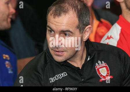 24 janvier 2019, Old Trafford, Manchester, Angleterre, Betfred Lancement Super League 2019 ; Ian Watson Salford Red Devils Head coach Crédit : Mark Cosgrove/News Images Banque D'Images