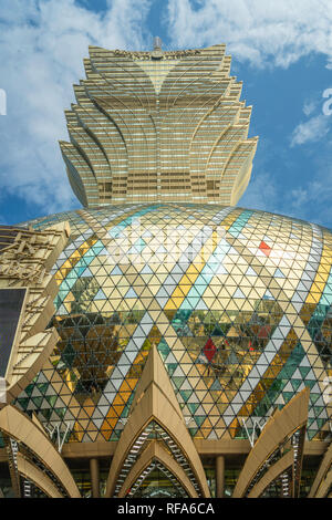 La façade extérieure du Grand Lisboa Hotel et Casino à Macao, en Asie. Banque D'Images