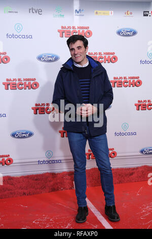 Madrid, Espagne. 24 janvier, 2019. Luis Larrodera, acteur espagnol, assistait à la première, posant dans le photocall. Un film réalisé par Juana Macias avec Jordi Sánchez, Silvia Abril, Daniel Guzmán, Malena Alterio. Credit : Jesús Encarna/Alamy Live News Banque D'Images