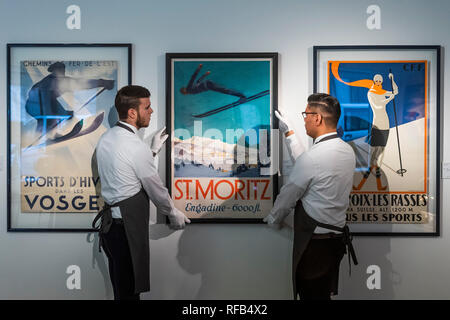 Londres, Royaume-Uni. 25 janvier, 2019. Ski Vintage Posters (ter €1-25,000) - Christie's présente une exposition d'œuvres de ses intérieurs à venir Vente qui aura lieu le 29 mai chez Christie's, rue King. Crédit : Guy Bell/Alamy Live News Banque D'Images