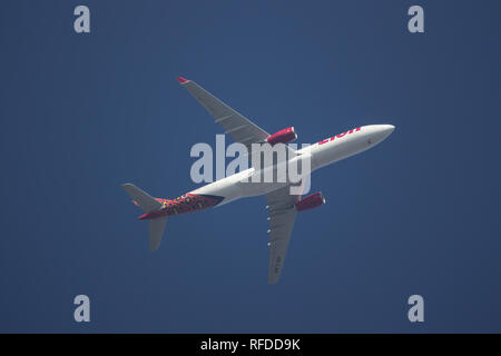 Chiang Mai, Thaïlande - 10 janvier 2019 : HS-LAH Airbus A330-300 de la compagnie aérienne Thai lion Air. Décoller de l'aéroport de Chiang Mai à Bangkok. Banque D'Images