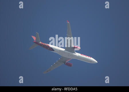 Chiang Mai, Thaïlande - 10 janvier 2019 : HS-LAH Airbus A330-300 de la compagnie aérienne Thai lion Air. Décoller de l'aéroport de Chiang Mai à Bangkok. Banque D'Images