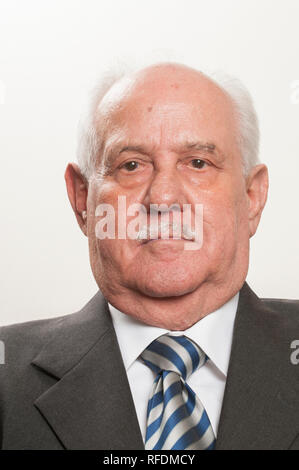 Man strictes fixant Banque D'Images