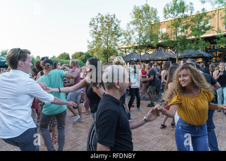 Westergasterrain nuit salsa, Amsterdam, Pays-Bas Banque D'Images