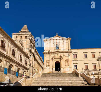 Église S. Francesco d'Assisi all'Immacolata dei Frati minori Conventuali. Noto Sicile Italie Banque D'Images