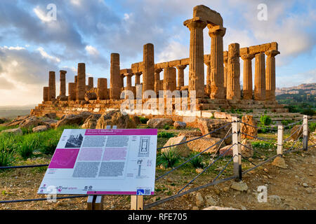 Temple de Junon (Tempio di Giunone) Hera. Valle dei Templi (Vallée des Temples). Agrigento Sicile Italie Banque D'Images