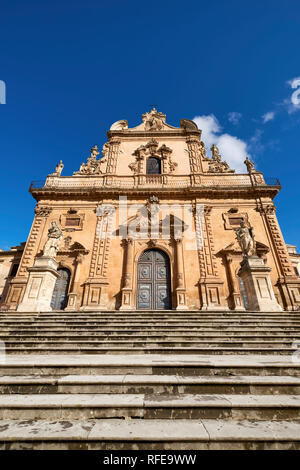 L'église Chiesa di San Pietro. Modica Sicile Italie Banque D'Images