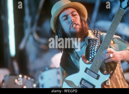 Groupe britannique Slade en mars 1984 à Munich. Dave Hill. Dans le monde d'utilisation | Banque D'Images