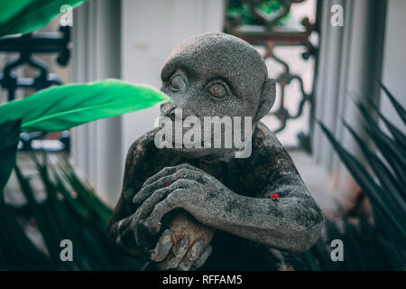 Bangkok, Thaïlande, 12.14.18 : statue dans le Grand Palais Banque D'Images