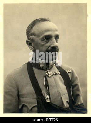 Guido Novak von Arienti (21 janvier 1859 à Milan – Vienna15 août 1928) est un général austro-hongrois. Pendant la première Guerre mondiale, il combattit d'abord sur le front serbe, puis sur le front italien. Il se distingue comme commandant de division, et plus tard de corps, il atteint le grade de Feldmarscialleutnant. Banque D'Images