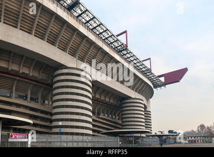 Vue fragmentaire de San Siro. Milan, Italie Banque D'Images