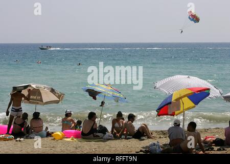 TUR, Turquie, Alanya : Riviera Turque. Plage, dans le centre-ville. | Banque D'Images