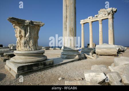 TUR Turquie Side : riviera turque, Ruines de le Temple d'Apollon. | Banque D'Images