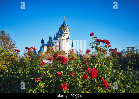 Château de conte de fées dans le parc de Sazova, Eskisehir, Turquie Banque D'Images