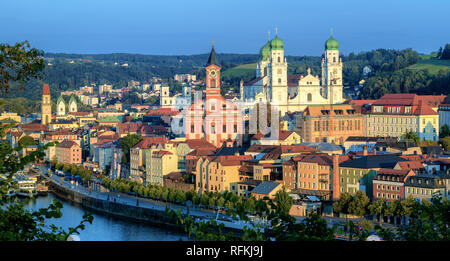 Vue panoramique sur la vieille ville de Passau Danube, Bavière, Allemagne Banque D'Images