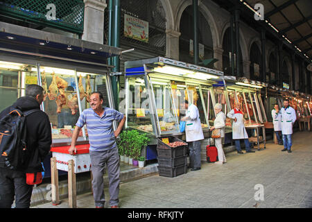 Marché de la viande dans le centre-ville d'Athènes, Grèce Banque D'Images