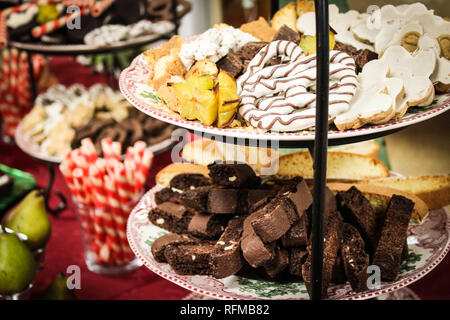 Les aliments préparés professionnellement. Maison de party de bureau. Banque D'Images