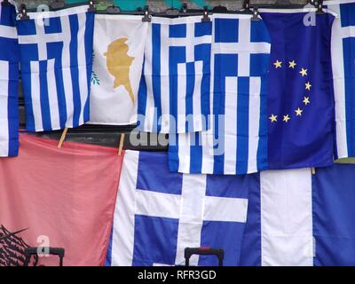 Des drapeaux grecs, Athènes, Grèce Banque D'Images
