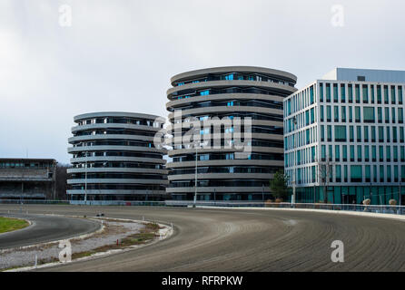 Le développement moderne Grüne Inseln (vert) à (Krieau Trabrennbahn Krieau de courses), piste de course de chevaux, quartier de Leopoldstadt, à Vienne, en Autriche. Banque D'Images