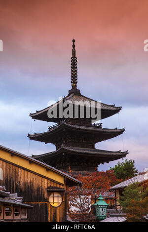 La Pagode Yasaka, Gion, Kyoto, Japon, Asie Banque D'Images