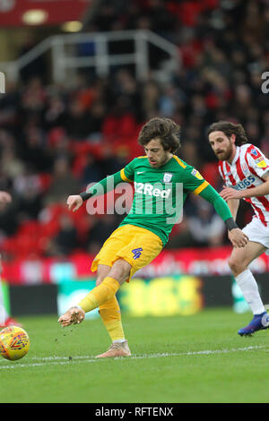 Stoke on Trent, dans le Staffordshire, au Royaume-Uni. 26 janvier, 2019. Le milieu de Preston North End Ben Pearson (4) au cours de l'EFL Sky Bet Championship match entre Stoke City et Preston North End au Bet365 Stadium, Stoke-on-Trent, Angleterre le 26 janvier 2019. Photo par Jurek Biegus. Usage éditorial uniquement, licence requise pour un usage commercial. Aucune utilisation de pari, de jeux ou d'un seul club/ligue/dvd publications. Credit : UK Sports Photos Ltd/Alamy Live News Banque D'Images