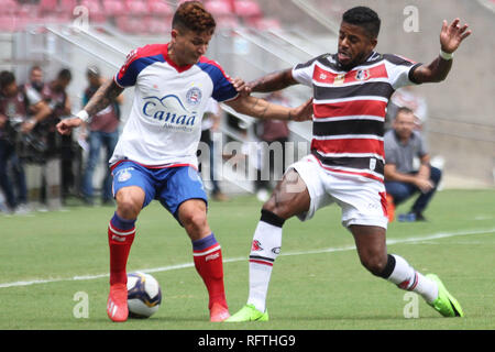 PE - Sao Lourenco da Mata - 26/01/2019 - Copa do Nordeste, 2019 Santa Cruz x Bahia - Lance du match entre Santa Cruz et Bahia en Arena Pernambuco pour le championnat de la Coupe nord-est 2019 Photo : Marcel Lisboa / AGIF Banque D'Images