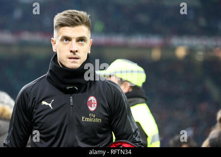 Milano, Italie. 26 janvier, 2019. Krzysztof Piatek de l'AC Milan a l'air sur la série avant un match de football entre l'AC Milan et SSC Napoli. Crédit : Marco Canoniero/Alamy Live News Banque D'Images