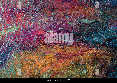 Couleur (anglais américain), ou la couleur du Commonwealth (Anglais), est la caractéristique de la perception visuelle humaine décrite par catégories, avec des couleurs Banque D'Images