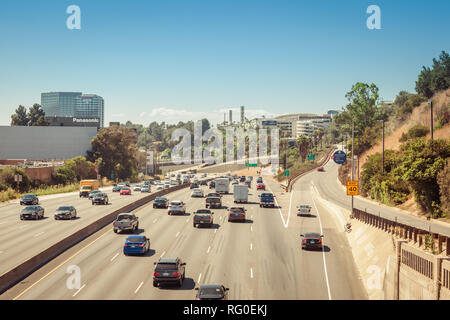 Los Angeles, CA - Jul 30, 2017 : U.S. Route 101 (U.S. Route 101) ou diriger vers Universal City à Los Angeles Banque D'Images