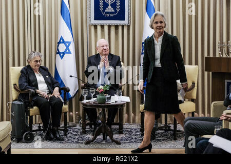 Jérusalem, Israël. 27 janvier, 2019. L'ambassadeur allemand à Israël Dr. Susanne WASUM RAINER parle à une réunion spéciale à l'occasion de la Journée du souvenir de l'Holocauste. Le Président israélien Reuven Rivlin a accueilli Aktion Sühnezeichen Friedensdienste (Action Reconciliation Service for Peace) à la résidence du président, qui a réuni les survivants de l'Holocauste et ASF volontaires ainsi que l'Ambassadeur allemand sur International Holocaust Remembrance Day. Credit : Alon Nir/Alamy Live News Banque D'Images